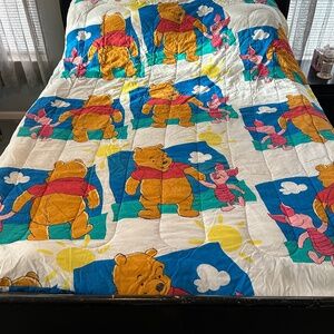 Vintage Winnie the Poo and piglet clouds twin comforter
